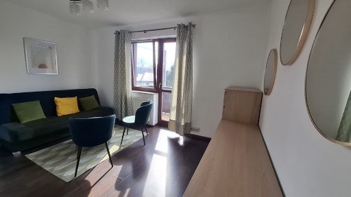Dwa niezależne pokoje, ok48mkw, 2500 zł z czynszem