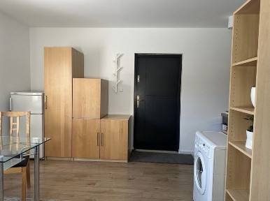 Mieszkanie /Kawalerka pokój z kuchnia +łazienka Osobne wejscie