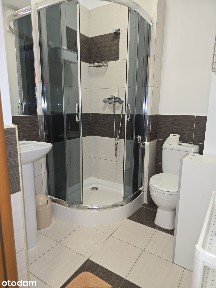 Wynajmę kawalerkę w pobliżu centrum handlowego Bronowice