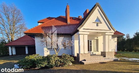 Wyjątkowy dom w otoczeniu zieleni