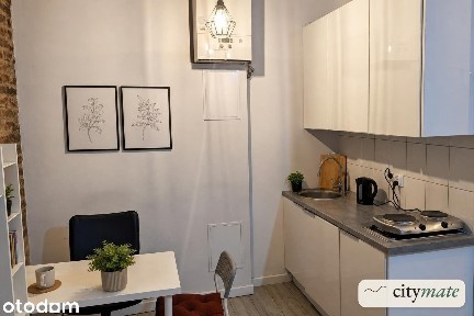 | 2- pokojowe mieszkanie w Centrum | 40m2 | ul. Strzałowa |