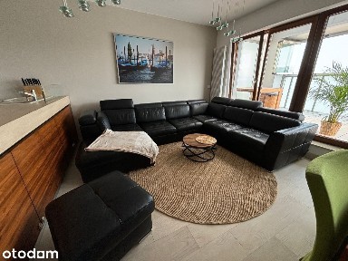 2-poziomowe | 82 m² | Salon 42 m² + 3 sypialnie | 2 tarasy | 2 garaże