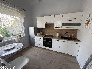 Wyremontowane mieszkanie na różance 35m2+5m2 balkon, obok przystanku
