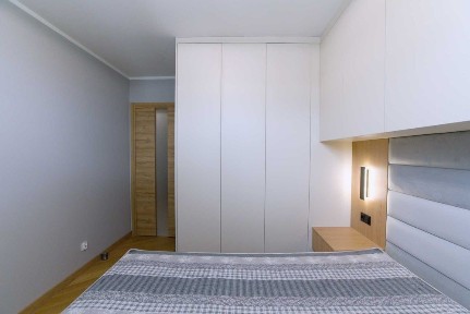 Apartament na sprzedaż 46 m² | Balkon | Winda | Miejsce postojowe | Komórka | Jezioro 400 m