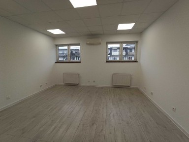 Powierzchnia biurowa do wynajęcia 42,5m2
