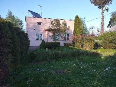 Wynajem domu z dużymi garażami z kanałem Opatów/ul.Oficjałów. Zamiana