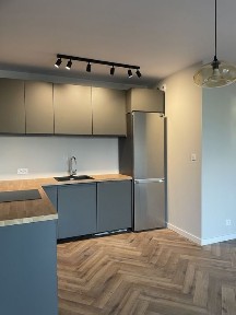 Nowoczesny 2 pok. apartament 47 m2, nowe budownictwo, winda, prywatny parking.