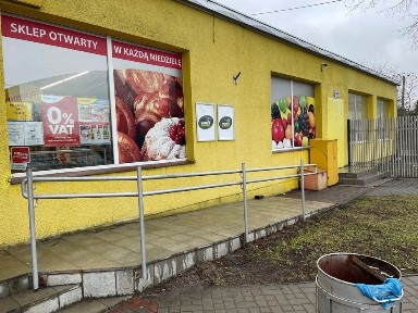 SPRZEDAM SKLEP z wyposażeniem