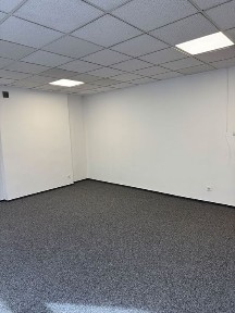 Lokal usługowo/biurowy na wynajem w kamienicy z monitoringiem o powierzchni 29 m2. Brodnica, Ul. Mostowa 14