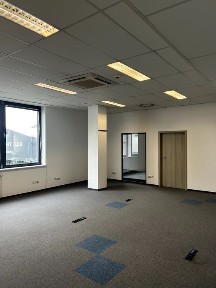 Strategiczna lokalizacja dla biura rachunkowego - biuro 85m2 lub 55m2 na Zabłociu