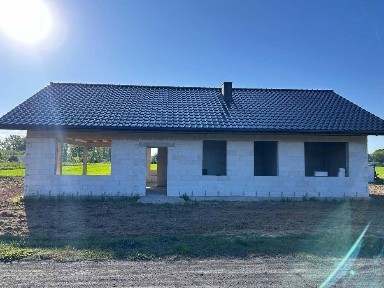 Dom parterowy w stanie surowym otwartym - Podańsko