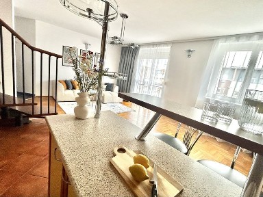 Dwa poziomy, DWA balkony i mnóstwo światła | 76,3 m² | Róży Wiatrów, Wrocław
