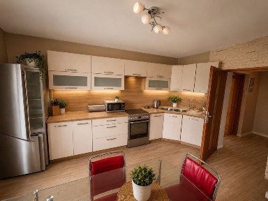 Na sprzedaż w pełni umeblowane mieszkanie w Sobótce - 45 m²