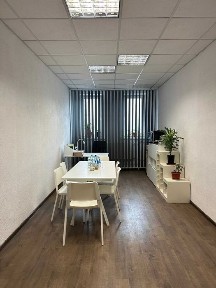 Atrakcyjne biura do wynajęcia z parkingiem w dobrej lokalizacji