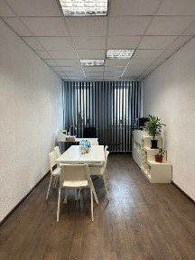 Atrakcyjne biura do wynajęcia z parkingiem w dobrej lokalizacji