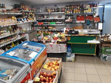 Odstąpię sklep (działalność handlową) spożywczy (warzywniak) Kielce