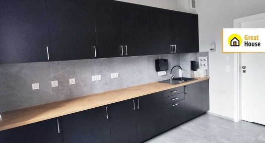 Atrakcyjny lokal handlowo-usługowy 200 m²