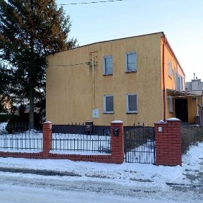 Dom z potencjałem na biznes 110m2 i budynek magazynowy 110m2