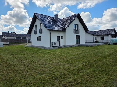Nowoczesny dom jednorodzinny z garażem | 207,5 m² | działka 625 m² | Chojnice