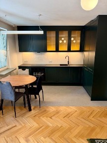 Po generalnym remoncie | ul. Brodowicza | 2 min od Ronda Mogilskiego | 43 m²