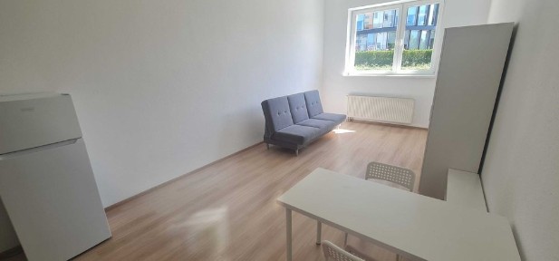 BEZCZYNSZOWA garsoniera w Śródmieściu (30m2) WYNAJEM od 25.08 BLISKO SERENADA