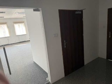 Do wynajęcia lokal biurowy - ul. Nowy Świat 9, centrum miasta