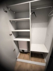 Mieszkanie 35m2 Sieradz, ul.Rynek 8, Parking, 2200zł, bez czynszu