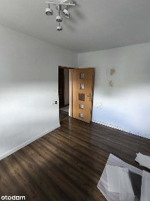Mieszkanie 3 pokojowe na 10 piętrze z klimatyzacją i balkonem