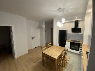 Wynajmę mieszkanie 46 m2 + garaż Marywilska