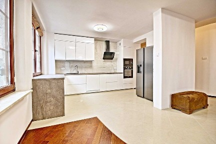 Przestronny apartament Wola, Łucka 18 - 4 pokoje, 113 m2