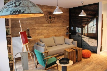 Designerska w pełni wyposażona kawalerka typu STUDIO Z BALKONEM do wynajęcia bezpośrednio!
