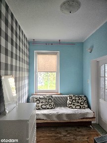 Przestronne mieszkanie w kamienicy z ogrzewaniem miejskim