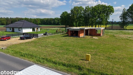 Rozpoczęta budowa domu z częścią usługową