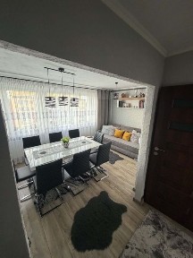 Mieszkanie w centrum Jaworzna przy urzedzie miejskim 48,2m2 + piwnica 2,3m2 + pomieszczneie strychowe (pokój)