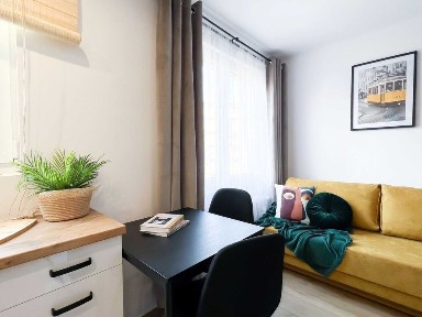 Nowa kawalerka studio Okulickiego Uczelnia WSIiZ Galeria Nowy Świat bezpośrednio