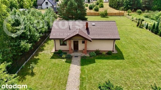 Wolnostojący dom na dużej działce 75km od Warszawy