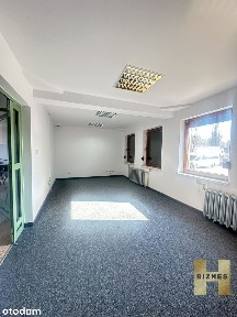 Biuro 11,16,23,74,m2 Krzyki Parking