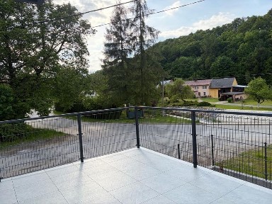 Wynajme nowe 65m dwupoziomowe mieszkanie z tarasem w malowniczej okolicy
