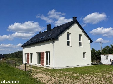 Nowy bliźniak z użytkowym poddaszem i ogródkiem