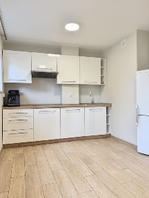 Wyremontowana kawalerka 24 m² | Wysoki parter | Niski czynsz | Sprzedaż prywatna