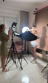 Gocław stanowisko makijaż wizaż make up miejsce zdjecia sprzęt tło oswietlenie blenda