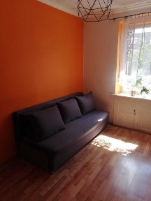 2 pokoje z aneksem kuchennym, II p. 28 m2, (umeblowane), Górna -umowa na czas nieokreślony 26 tys. zł