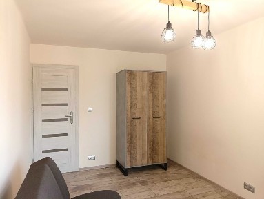 *Rozkładowe 2 pokoje z balkonem i komórką - Zwierzyniecka 11. BRAK PROWIZJI!