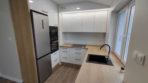 Mieszkanie os. Murator 50 m2 + balkon + garaż + komórka lokatorska