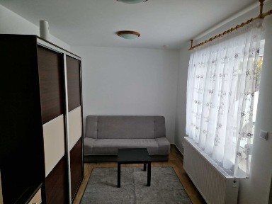 Kawalerka na wynajem bez czynszu spółdzielczego Winogrady