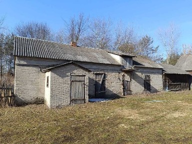 Dom z dużą działką