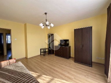 2 pokoje, osobna kuchnia, obszerny balkon, MPEC, winda, blisko tramwaj