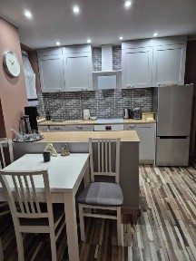 Na wynajem dom z klimatyzacją w samym centrum Skrzyszowa k. Wodzisławia Śląskiego.