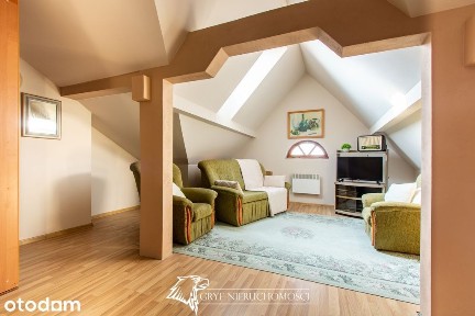 - Dwupoziomowe mieszkanie - 125,20 m2 - cegła