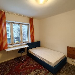 Kawalerka. Praga - Południe. Wszystkie opłaty: 2400PLN + 1500PLN kaucja zwrotna.